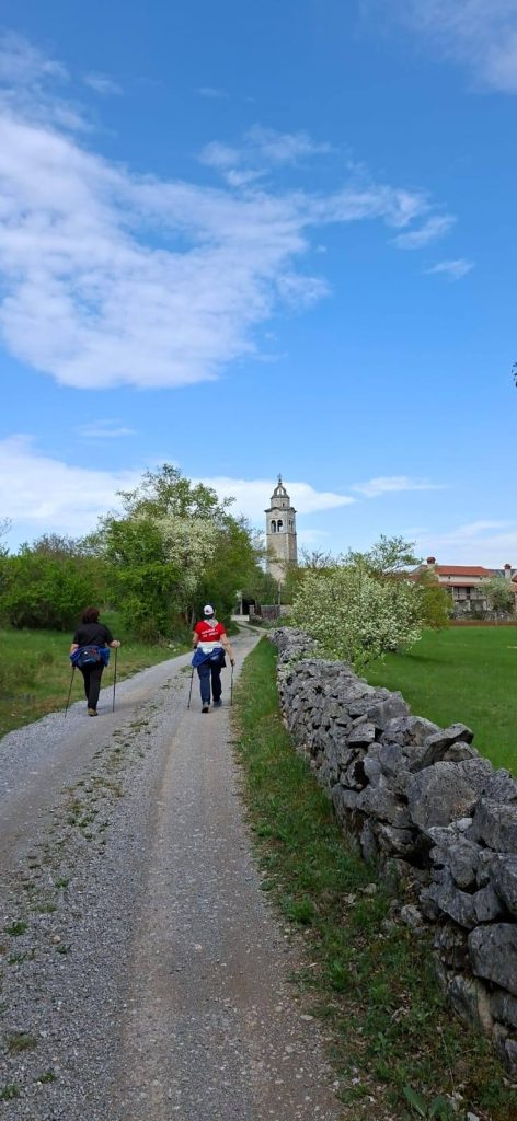 2026-04-16 Volčji Grad - Kregolišče - Brje pri Komnu (SLO)